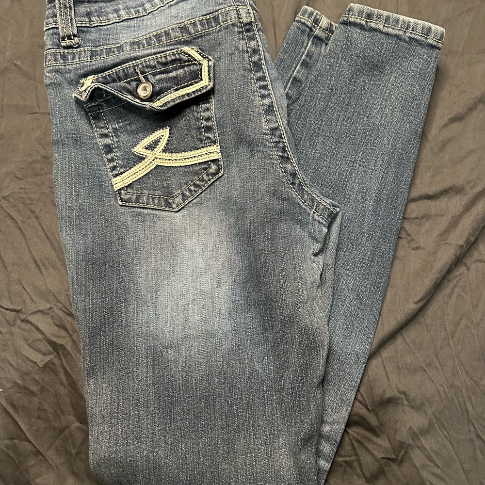 Rue21 Women's Straight Leg Jeans - Faded Blue with Cream Stitching